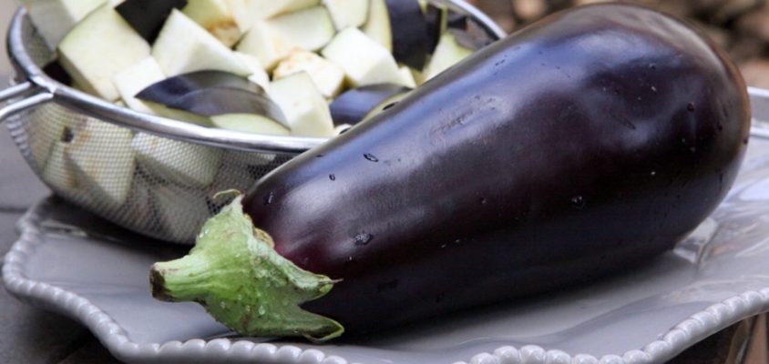 Image of an eggplant (brinjal) used in cultural identification test